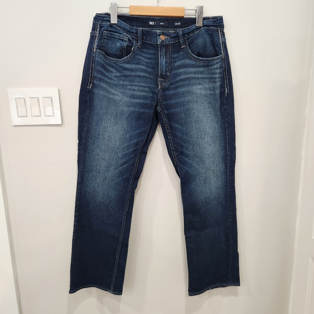 BKE Jeans Mens 32x30 Blue Derek Straight Leg Stretch 5 Pocket Whiskers Denim